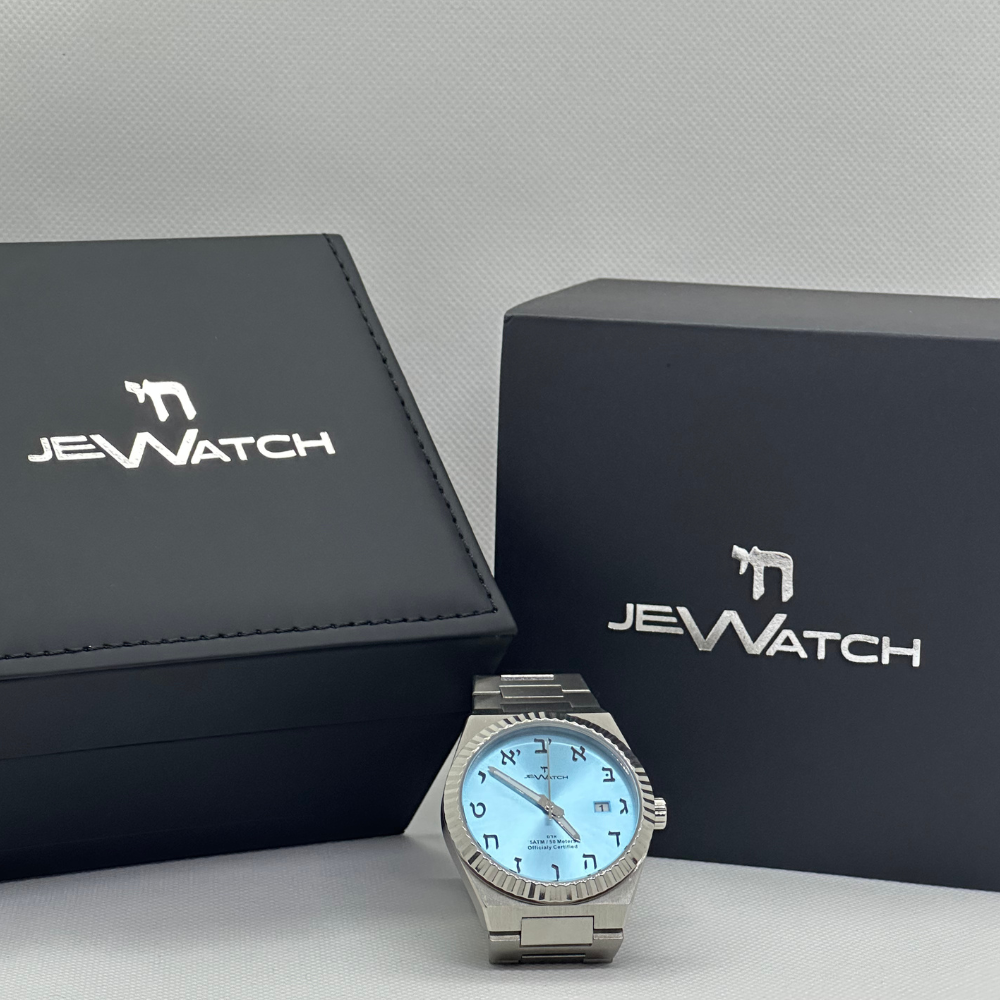 Montre - אדם (Adam)